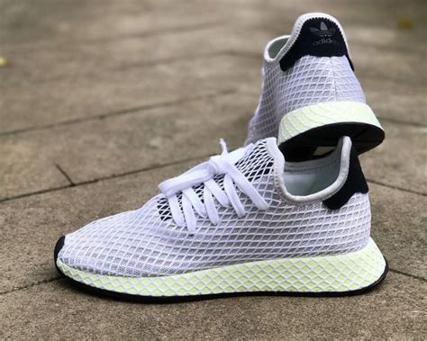 adidas originals deerupt new runner.